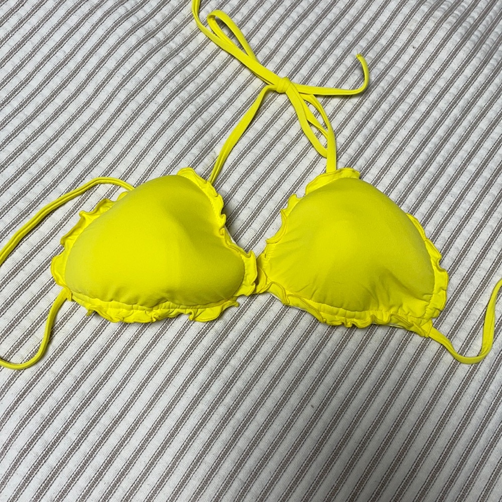 Calzedonia bikini top - NWOT